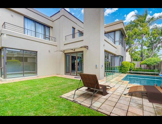 4 BEDROOM HOUSE FOR SALE IN SANDOWN
